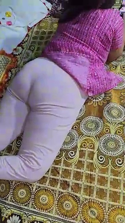 जान, क्या तुम मुझसे शादी करोगी? मुझे आप से बहुत सारा प्यार है।