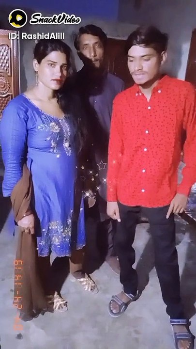 जान, क्या तुम मुझसे शादी करोगी? मुझे आप से बहुत सारा प्यार है।