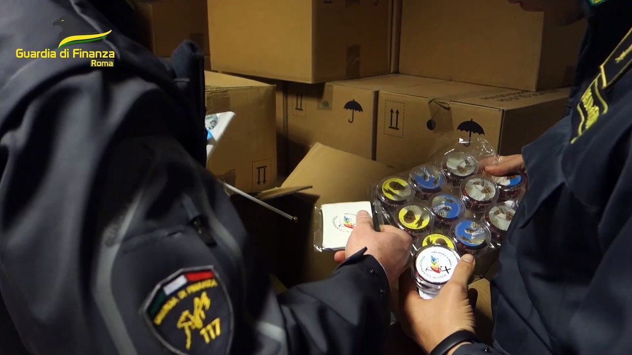 GDF ROMA: SEQUESTRATI OLTRE 16 MILIONI DI SOUVENIR ILLEGALI  (02.04.25)