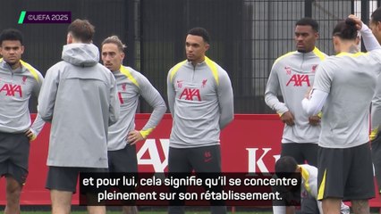 Slot répond aux spéculations sur l'avenir d'Alexander-Arnold