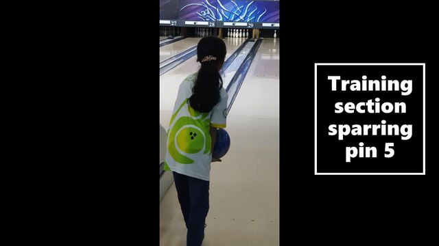 Two handed bowler traning section