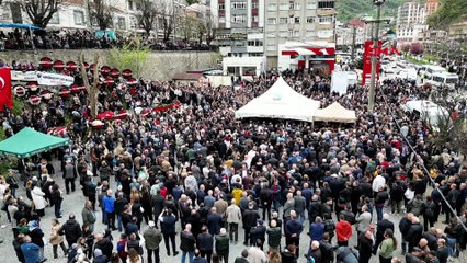 Müftünün nefreti yetmedi, halkın sevgisi meydanlara sığmadı! Güle Güle Kuzeyin Oğlu