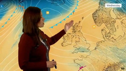 Wildfires warning issued for London as temperature set to rise to 21C