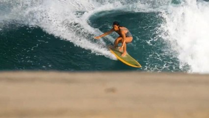 Garazi Sánchez Lanza 'Modo Avión': Nuevo Proyecto Audiovisual de la Surfista Vasca 🌊