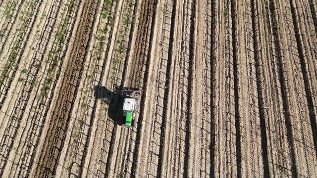 Los AGRICULTORES en LA RIOJA estallan contra TRUMP por los ARANCELES al VINO