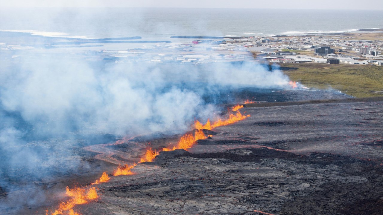 Vulkanausbruch in Island: Ort Grindavík evakuiert