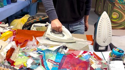 RiFoil, il progetto per rigenerare la plastica attraverso il collage e la pop art