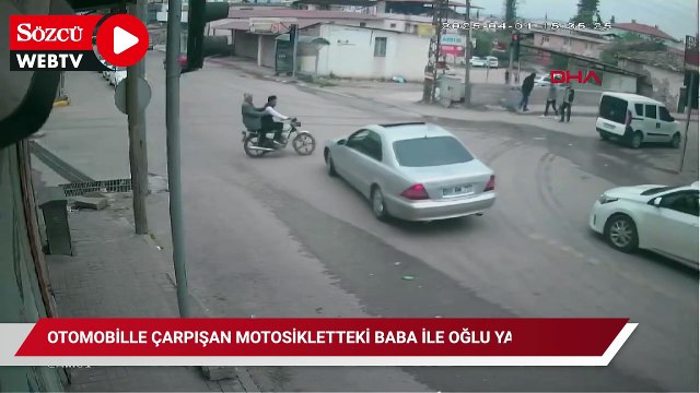 Otomobille çarpışan motosikletteki baba ile oğlu yaralandı; kaza anı kamerada