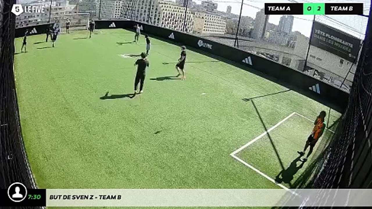 But de Sven Z - Team B