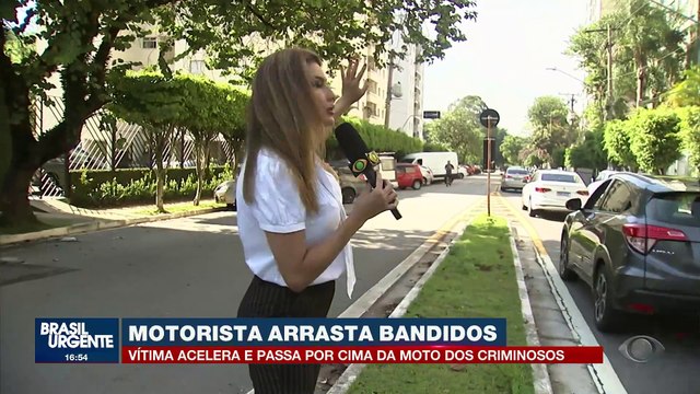 Motorista atropela e arrasta bandidos durante assalto