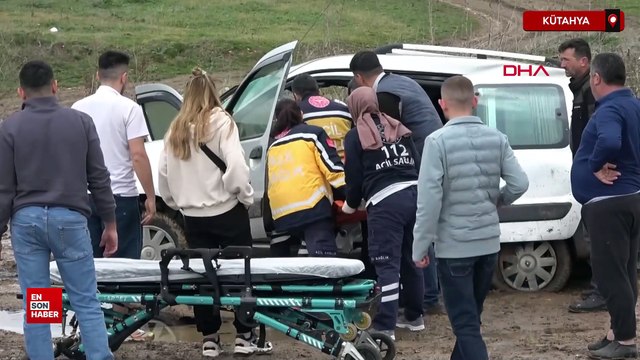 Kütahya'da otomobiller kafa kafaya çarpıştı