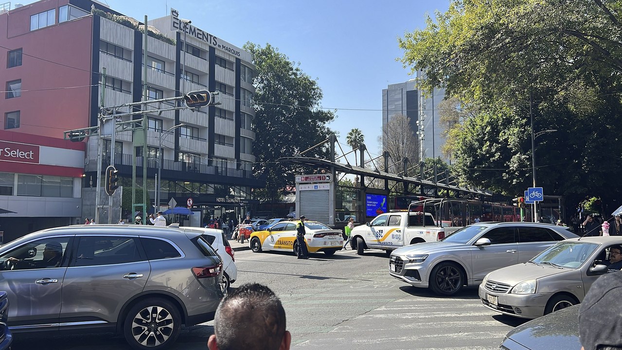 CDMX: Transportistas cierran línea 1 del Metrobús hoy 2 de abril