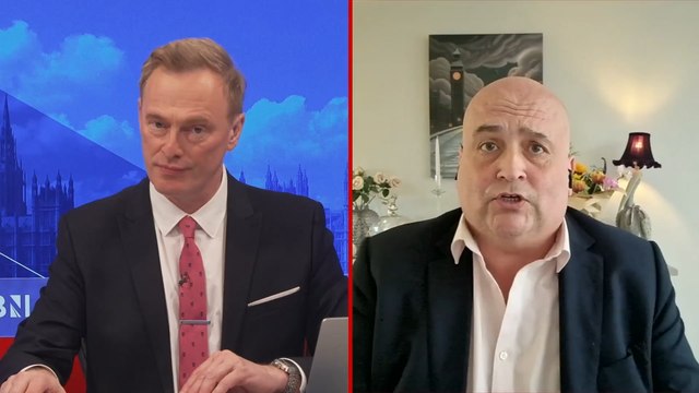 Electric car drivers will feel like 'losers' with new Labour tax, Kelly claims