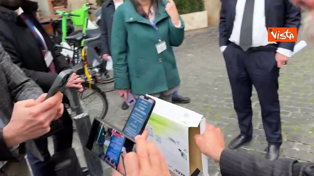 Avs presenta Truptax.eu, ecco come funziona la app anti dazi
