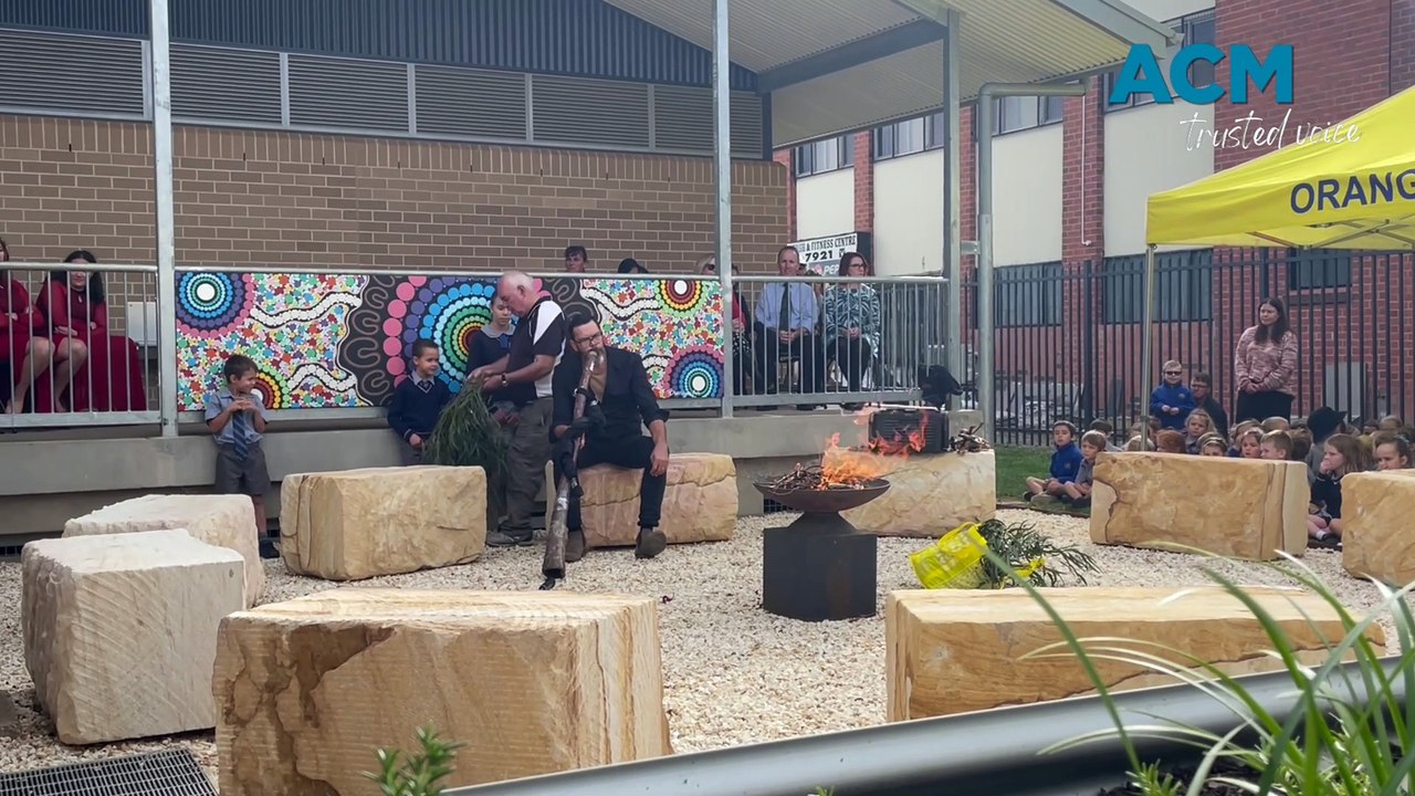 Yarning circle opens at Orange Public School