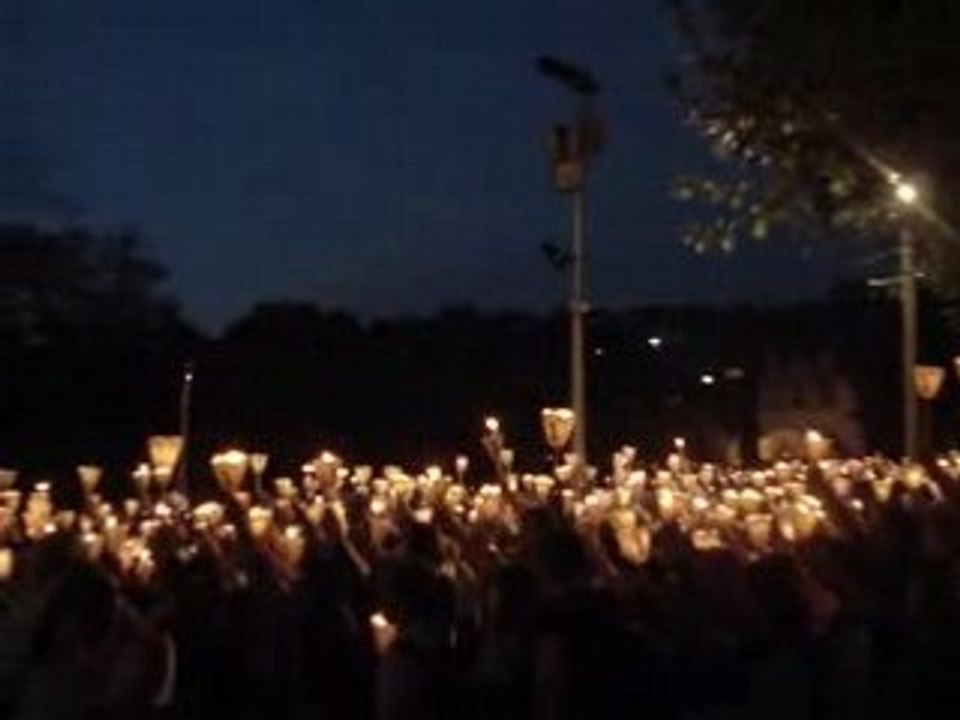 procession de lourdes samedi3 mai au soir