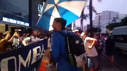 Hinchas de Godoy Cruz en Lima