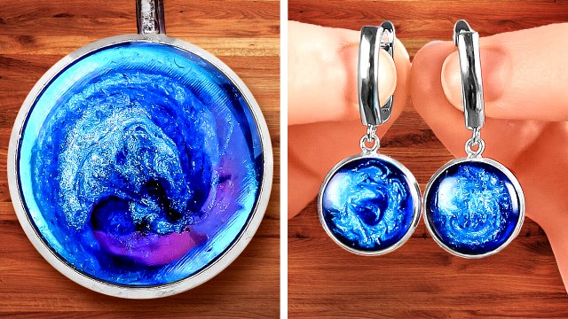 Creative Clash: Stunning Epoxy Resin VS Glue Gun - Fun Crafting Ideas!