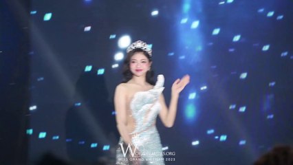 Ý Nhi dần lấy lại niềm tin của mọi người, "bắn" tiếng Anh mượt mà trước khi thi Miss World 2025