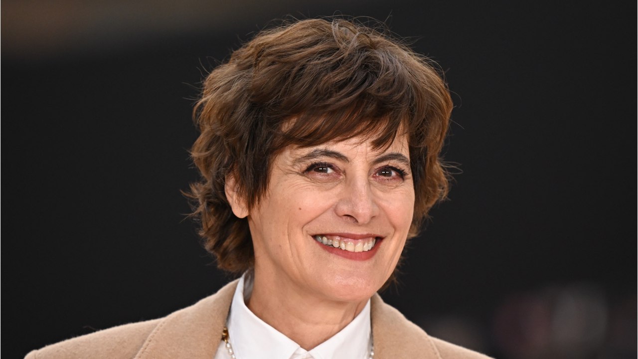 GALA VIDÉO - Inès de la Fressange maman fière d...