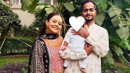 Devoleena  ने परिवार संग मनाई ईद, बेटे का छ‍िपाया चेहरा!