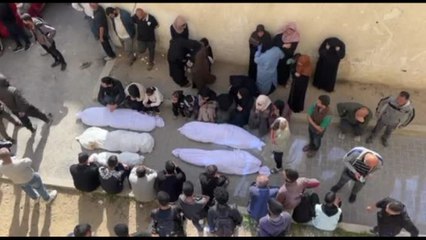 Gaza, nuovi attacchi israeliani con decine di morti tra cui bambini