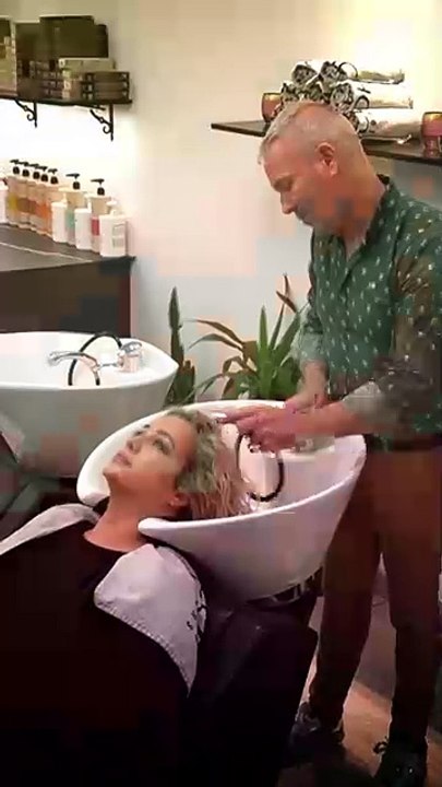 REEL PELUQUERIA SC ANUNCIO