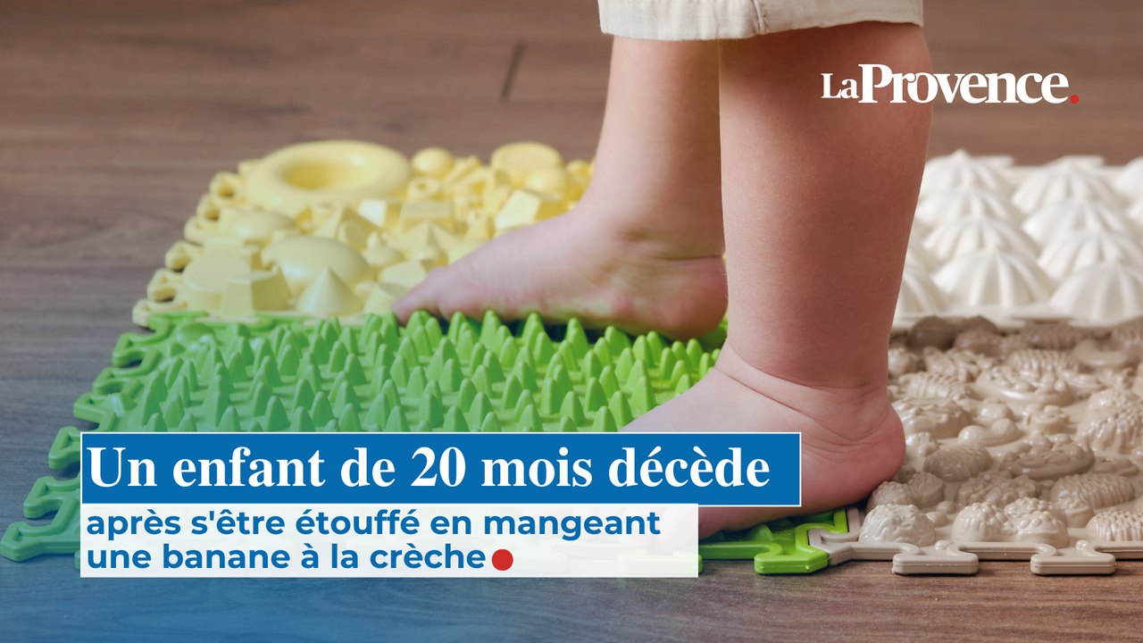 Un enfant de 20 mois décède après s'être étouffé en mangeant une banane à la crèche