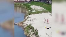 Pisa, l'Arno diventa spiaggia, le clamorose immagini