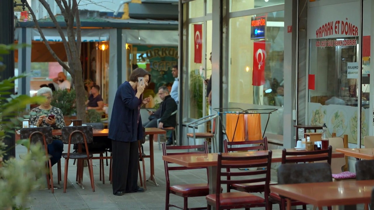 CAPITULO 19 TRAPOS SUCIOS ❤️ (Kirli Sepeti) Melisa Döngel, Ayça Bingöl, Ceren Moray, Cansu Tosun. Bestemsu Ozdemir, Deniz Sarikas, Halil Ibrahim Ceyhan, Serhat Kilic, Serkay