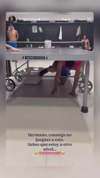 El vacile de Ramos a Oliver Torres tras perder al ping-pong