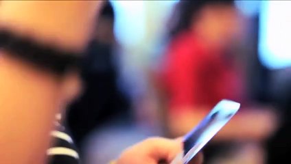 اكتشفوا ماذا يجري في كواليس عروض الأزياء العالمية