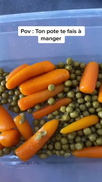 Ton pote te fais à manger 🤣