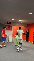 El gesto de Raphinha con De Paul después de la polémica en Argentina-Brasil