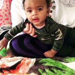 Un Coup de peigne ça peut aussi endormir bébé