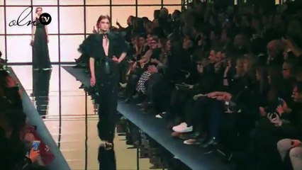 إليك قصة اللون البرتقالي في عرض Giorgio Armani Privé