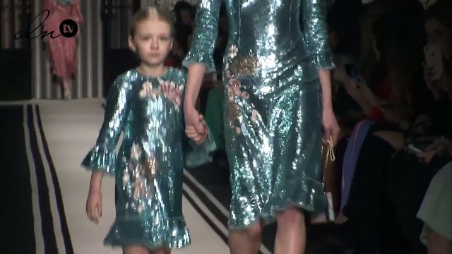 شاهدي العرض الأكثر أنوثة من أسبوع ميلانو للموضة