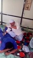 فيديو..سمكرة العمود الفقري آخر تقاليع تجارة الوهم تثير الغضب بالسعودية