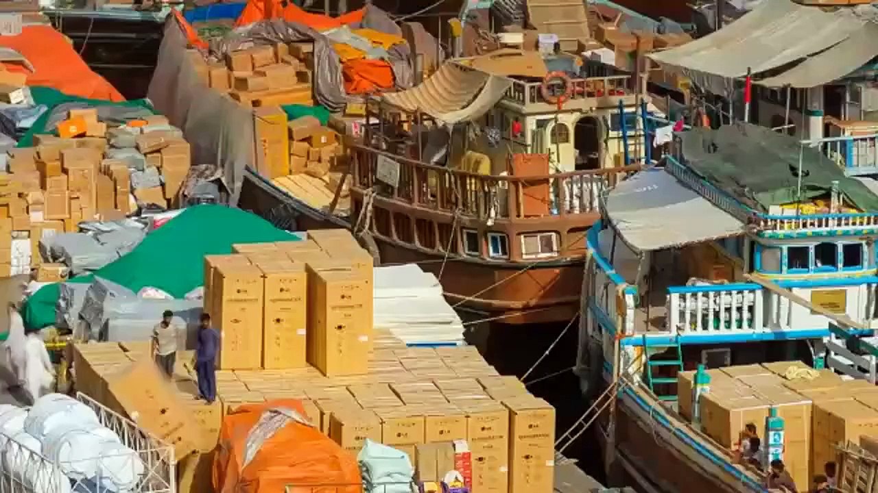 جديد خدمات دبي ... فلل فخمة تحت الماء