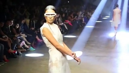 ريش و شك و فساتين دانتيل  في عرض Amato