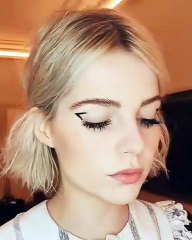 النجمات يتحضّرن لحفل BAFTA بإطلالات شانيل