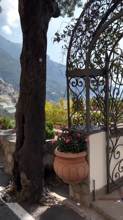 LES BELLES RUES de Positano