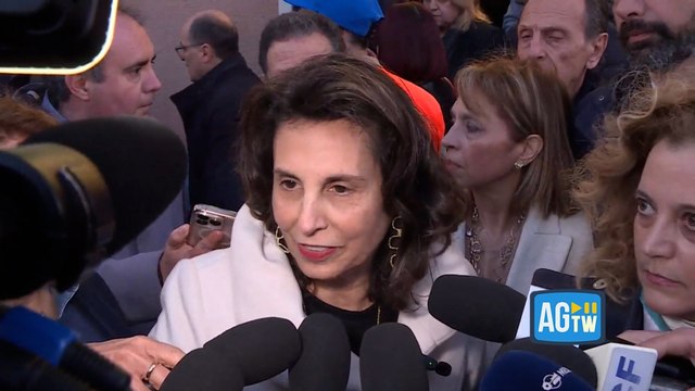 La rettrice dell'università di Messina alla fiaccolata in ricordo di Sara Campanella: «Avvierò l'iter per la laurea»