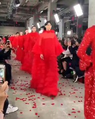 فالنتينو تقتحم السوق الياباني: بوتيك جديد يجمع إيطاليا بطوكيو