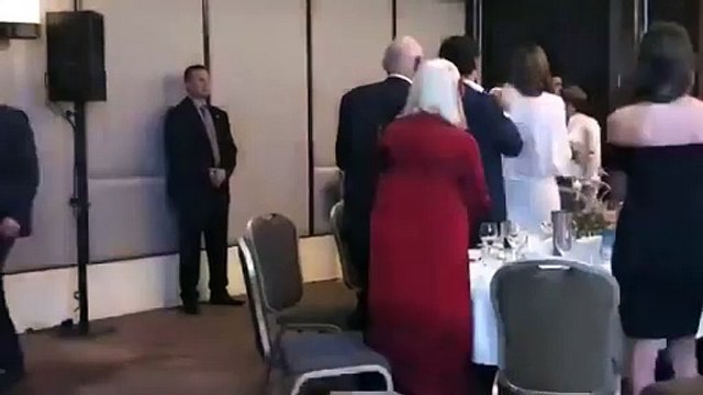 بالرغم من أنها ليست أميرة، لكن ميغان ماركل أكدت بهذا الفستان الخيالي أنها تستحق اللقب