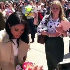 ميغان ماركل لم تعد مضطرّة لإخفاء بطنها وإطلالتها الثانية في أستراليا أكثر من عادية