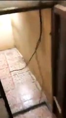 مواطن يوثق بالفيديو عثوره على زنزانة صنعت خصيصاً لفتاة في منزل بالسعودية!