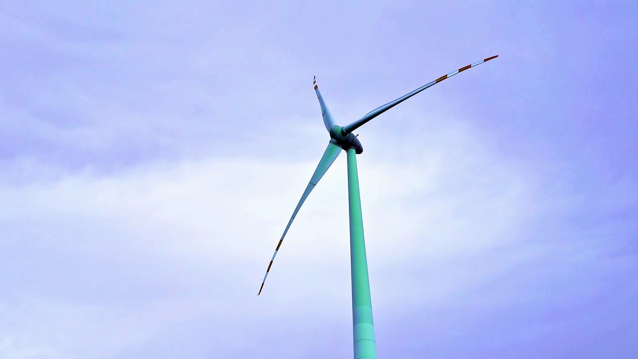 Wind Turbine Noise; Deep Relaxation & Peaceful Sleep 1 Hours (2160p_30fps_VP9 LQ-128kbit_AAC)