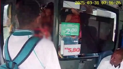 Vídeo: motorista de ônibus age rápido, realiza manobra de Heimlich e salva bebê de um ano