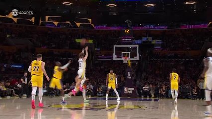 Podziemski hits half-court buzzer-beater for Warriors